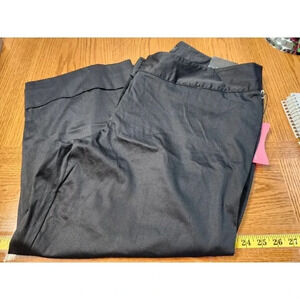 NWT Lane Bryant Black Cropped Shinny Pants Plus Size 18, Inseam 23"